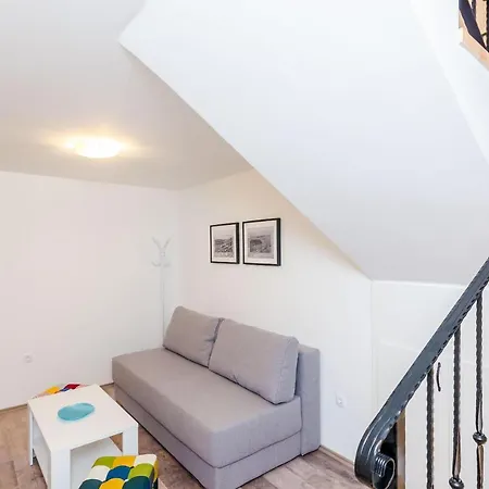 Baza - Duplex Triple No.6 * Dubrovník