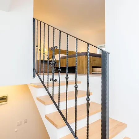 Baza - Duplex Triple No.6 *